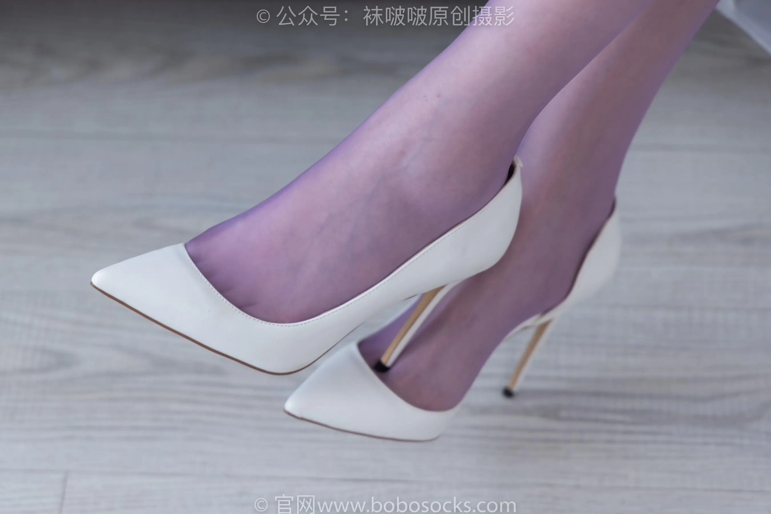 [BoBoSocks袜啵啵]NO.205 小甜豆-白色高跟鞋、紫色油亮丝袜 [87P]插图7